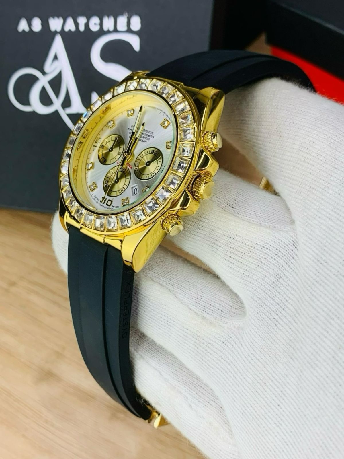 New Dt Gold White Model