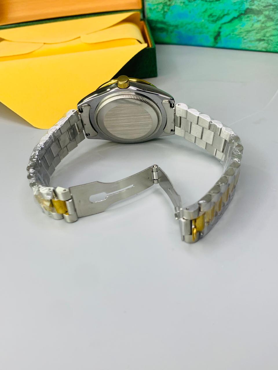 Roman Dial | Day&Date Working | High Quality (Gold black)